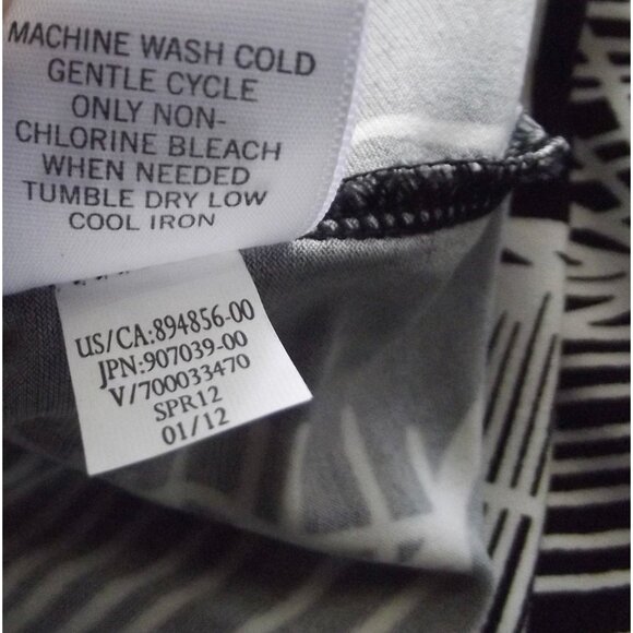 Banana Republic Dress Womens Size Medium Shift Black & White Abstract Print - Picture 9 of 10